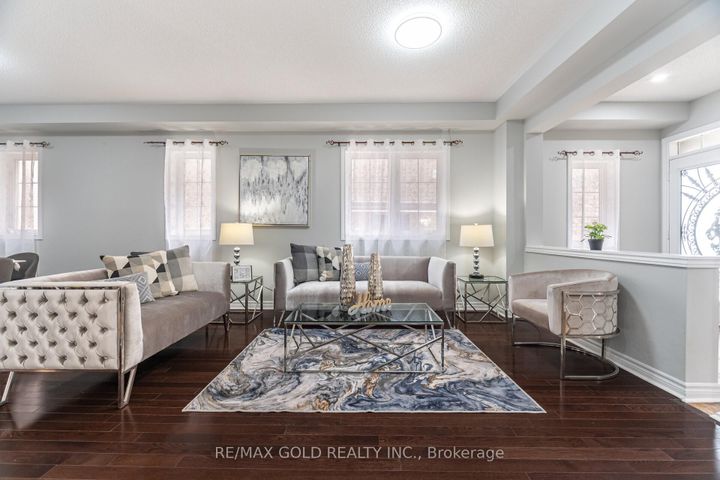 Photo 1 at 15 Oakhaven Road, Bram East, Brampton