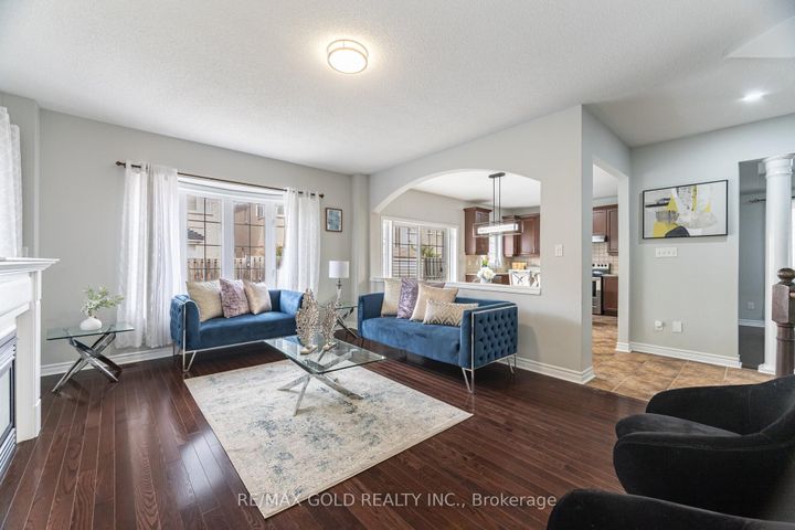 Photo 10 at 15 Oakhaven Road, Bram East, Brampton