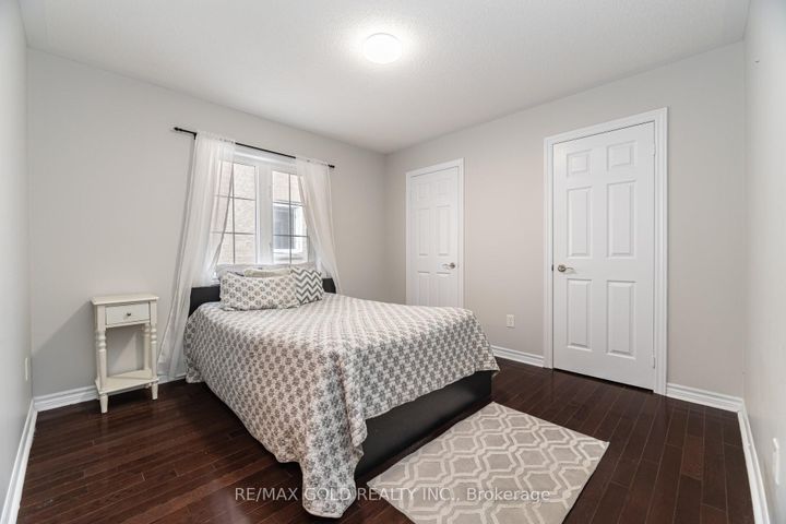 Photo 23 at 15 Oakhaven Road, Bram East, Brampton