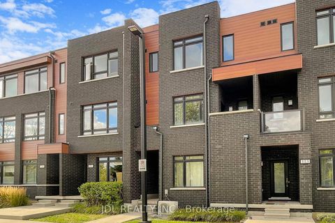 Photo 2 at 112 - 370 D Red Maple Road, Langstaff, Richmond Hill