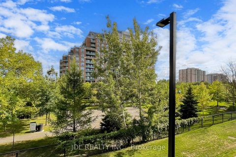 Photo 27 at 112 - 370 D Red Maple Road, Langstaff, Richmond Hill
