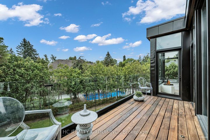 Photo 20 at 7 Whitelaw Court, Grandview, Markham