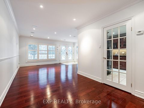 Photo 13 at 28 Lakeland Crescent, Oak Ridges Lake Wilcox, Richmond Hill