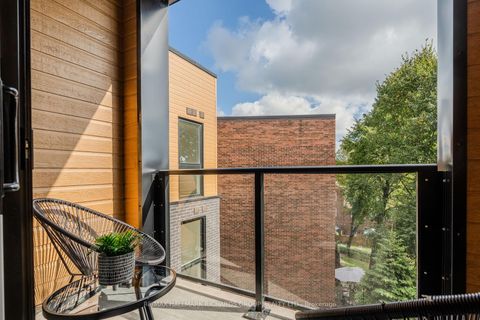 Photo 16 at 42 - 35 Birchcliff Avenue, Cliffside, Toronto