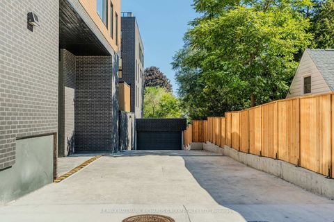 Photo 23 at 42 - 35 Birchcliff Avenue, Cliffside, Toronto