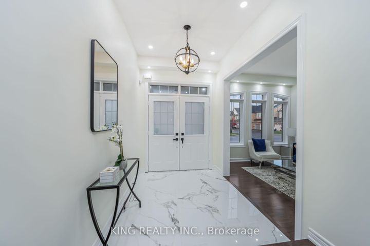 Photo 4 at 52 Haverstock Crescent, Northwest Brampton, Brampton