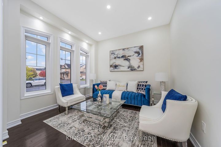 Photo 5 at 52 Haverstock Crescent, Northwest Brampton, Brampton