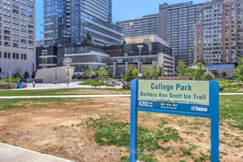 Photo 14 at 2813 - 761 Bay Street, Bay Street Corridor, Toronto