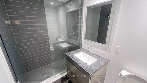 Photo 8 at 1515 - 120 Varna Drive, Lawrence, Toronto