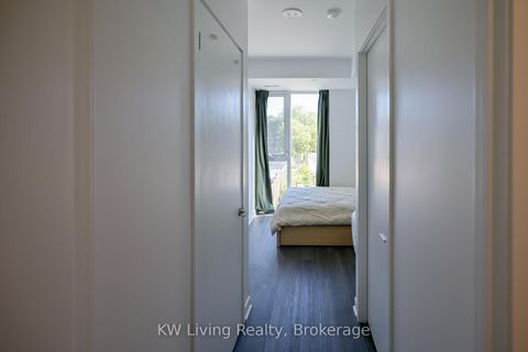 Photo 8 at 303 - 185 Alberta Avenue, Oakwood Village, Toronto