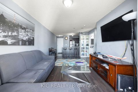 Photo 5 at 901 - 812 Lansdowne Avenue, Junction, Toronto