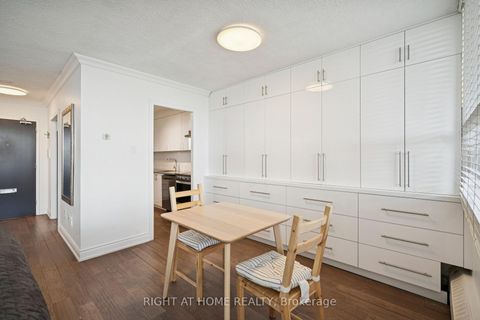 Photo 14 at 1120 - 451 The West Mall, Etobicoke West Mall, Toronto