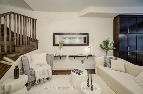 Photo 13 at 42 Causland Lane, Devonsleigh, Richmond Hill