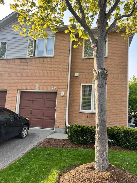 Photo 2 at 138 - 83 Mondeo Drive, Dorset Park, Toronto