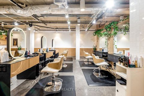 Photo 7 at 102 - 277 Davenport Road, Annex, Toronto