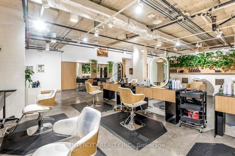 Photo 8 at 102 - 277 Davenport Road, Annex, Toronto