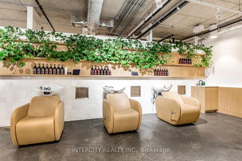 Photo 14 at 102 - 277 Davenport Road, Annex, Toronto