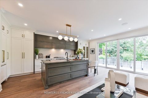 Photo 11 at 382 St Clements Avenue, Lawrence Park South, Toronto