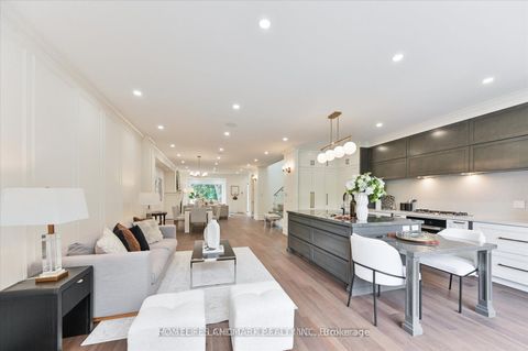 Photo 13 at 382 St Clements Avenue, Lawrence Park South, Toronto