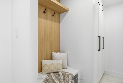 Photo 3 at 909 - 60 Southport Street, Swansea, Toronto