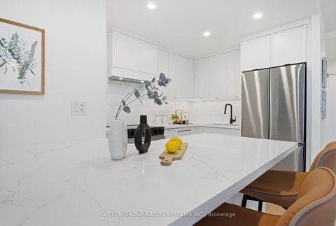 Photo 16 at 909 - 60 Southport Street, Swansea, Toronto