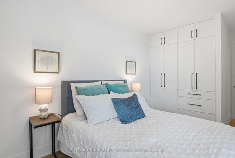 Photo 40 at 909 - 60 Southport Street, Swansea, Toronto