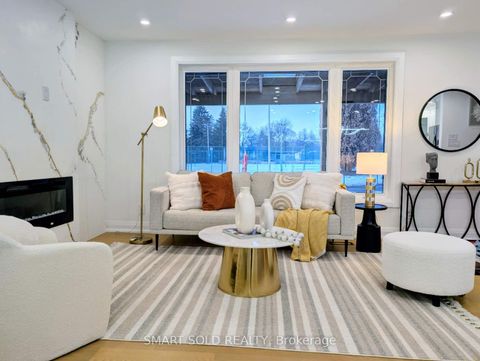 Photo 2 at 38 Cresthaven Drive, Hillcrest Village, Toronto