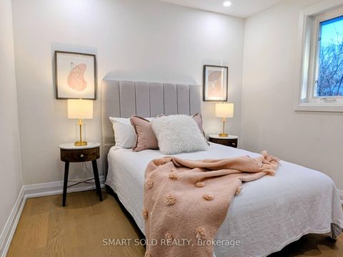 Photo 7 at 38 Cresthaven Drive, Hillcrest Village, Toronto