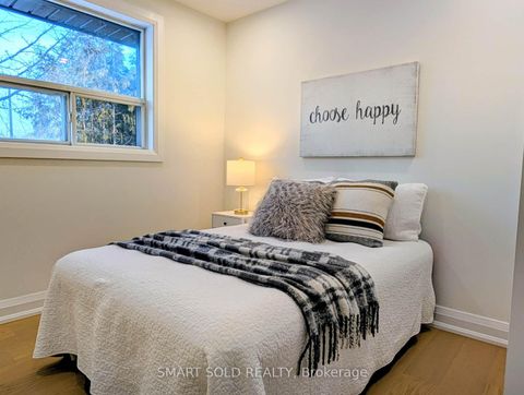 Photo 8 at 38 Cresthaven Drive, Hillcrest Village, Toronto