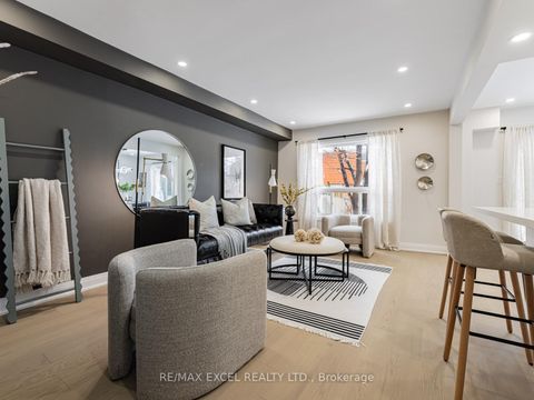 Photo 2 at 69 Baroness Crescent, Don Valley Village, Toronto