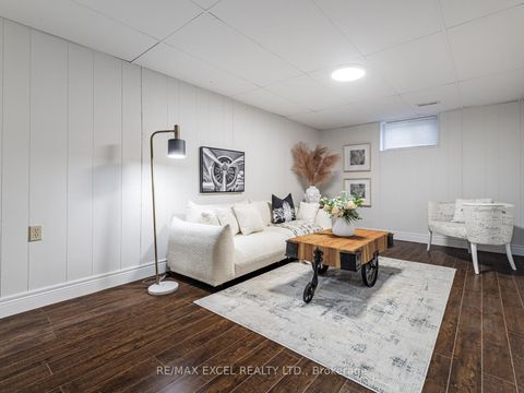 Photo 27 at 69 Baroness Crescent, Don Valley Village, Toronto