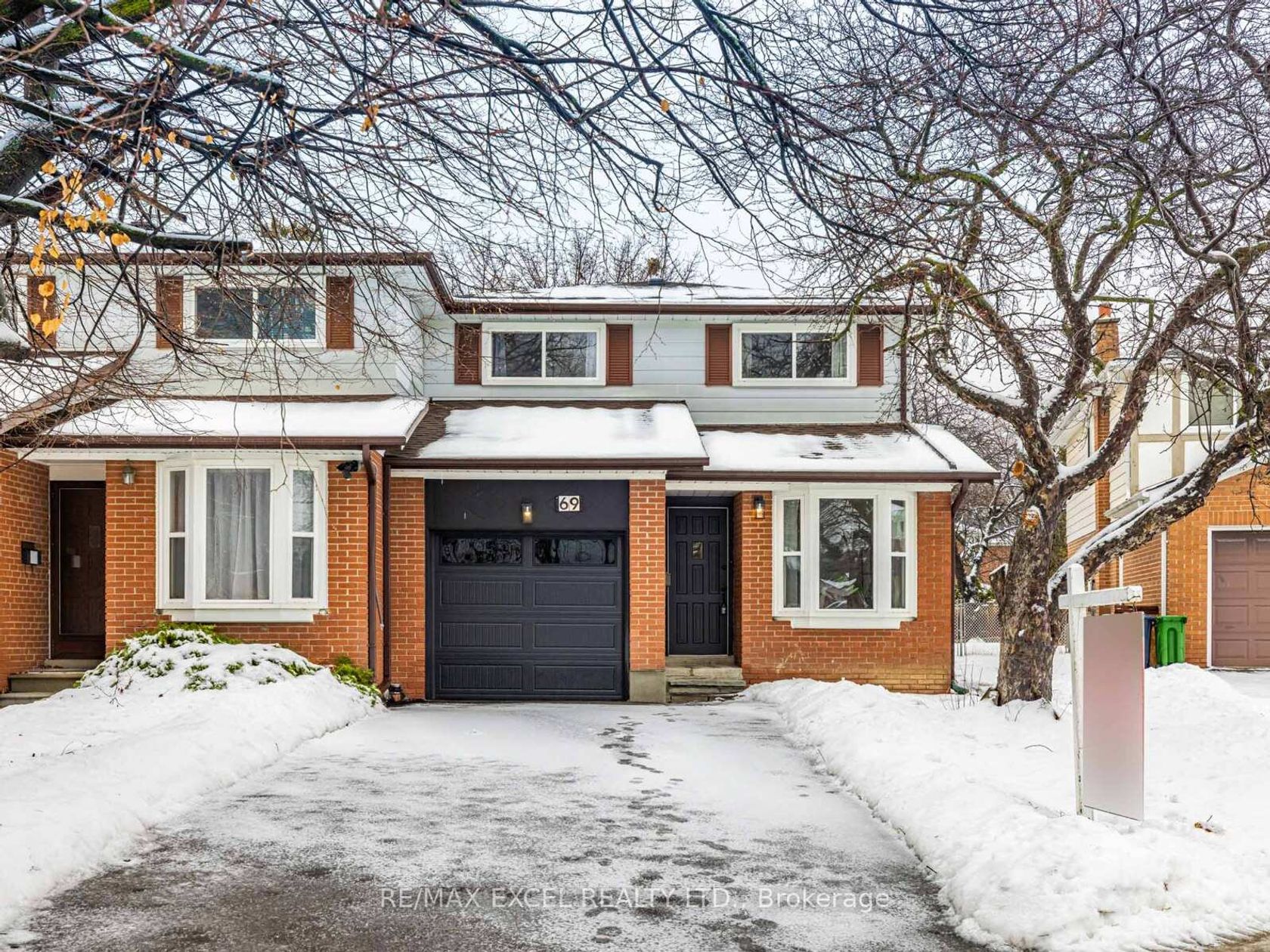 69 Baroness Crescent, Don Valley Village, Toronto 