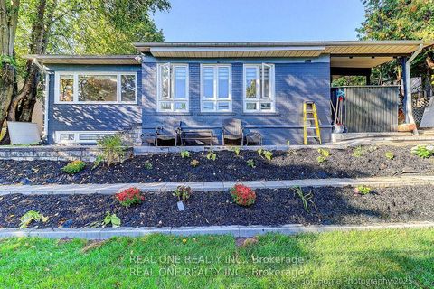 Photo 8 at 10 North Hills Terrace, Don Mills, Toronto