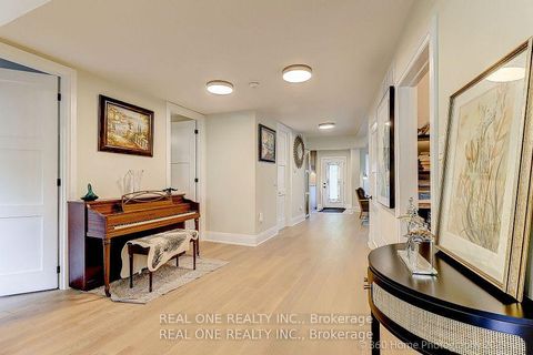 Photo 14 at 10 North Hills Terrace, Don Mills, Toronto