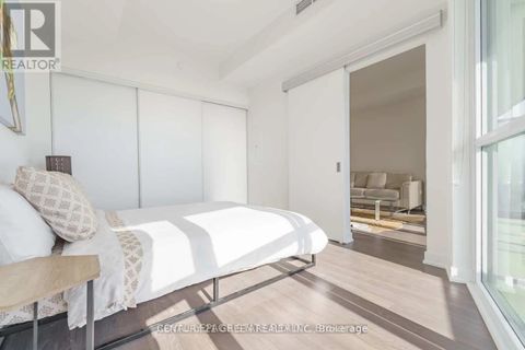 Photo 4 at 1112 - 30 Ordnance Street, Niagara, Toronto