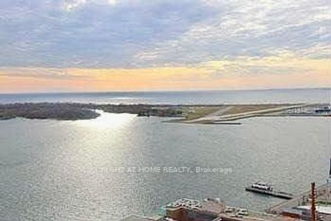 Photo 3 at 3803 - 77 Harbour Square, Waterfront Communities C1, Toronto