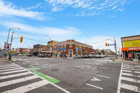 Photo 23 at 43 King Edward Avenue, Lumsden, Toronto