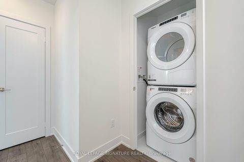 Photo 31 at Ph08 - 10 Eva Road, Etobicoke West Mall, Toronto