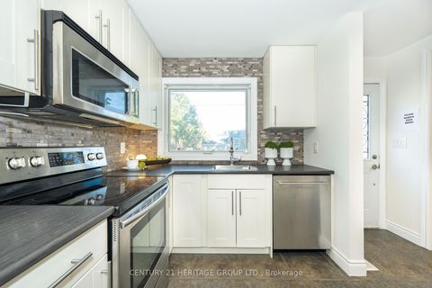 Photo 5 at 67 Savona Drive, Alderwood, Toronto