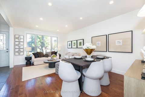 Photo 11 at 67 Savona Drive, Alderwood, Toronto