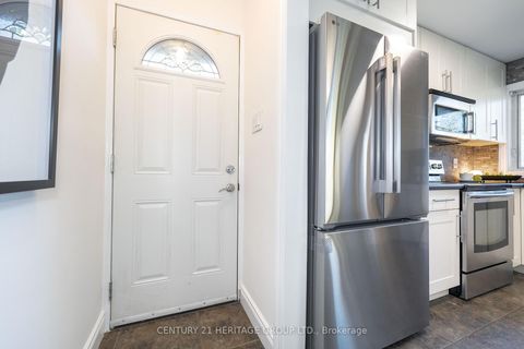 Photo 20 at 67 Savona Drive, Alderwood, Toronto