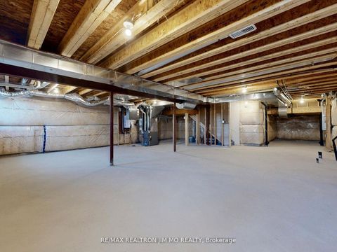 Photo 34 at 20 Nanhai Avenue, Angus Glen, Markham