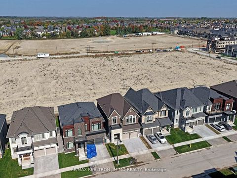 Photo 37 at 20 Nanhai Avenue, Angus Glen, Markham