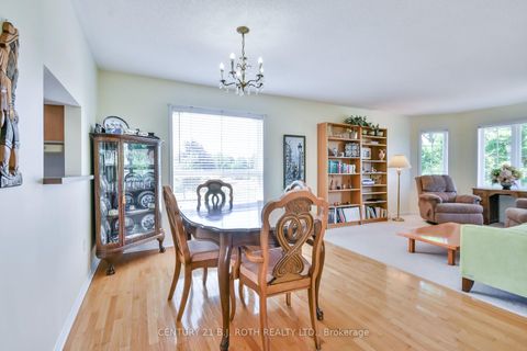 Photo 3 at 127 Golden Meadow Road, Bayshore, Barrie