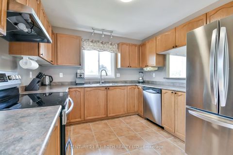 Photo 4 at 127 Golden Meadow Road, Bayshore, Barrie