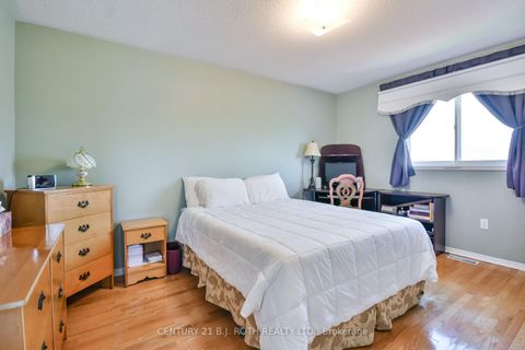 Photo 6 at 127 Golden Meadow Road, Bayshore, Barrie
