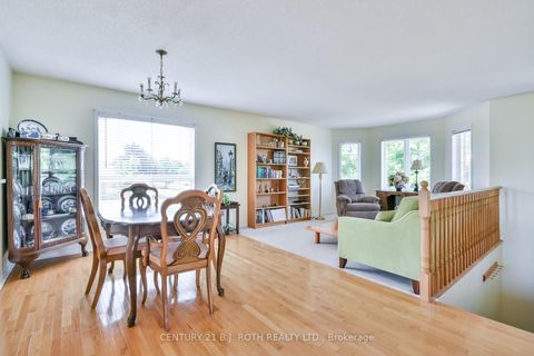 Photo 8 at 127 Golden Meadow Road, Bayshore, Barrie