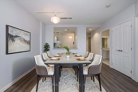 Photo 7 at 48 - 74 Ross Street, Queen's Park, Barrie