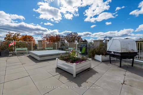 Photo 24 at 48 - 74 Ross Street, Queen's Park, Barrie