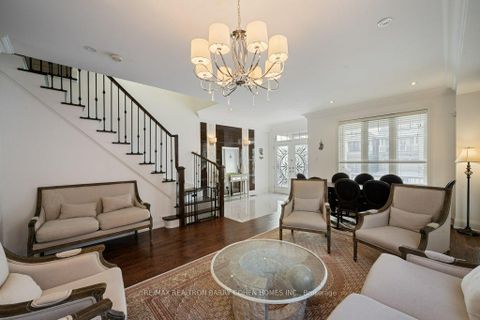 Photo 6 at 17 Lourakis Street, Jefferson, Richmond Hill